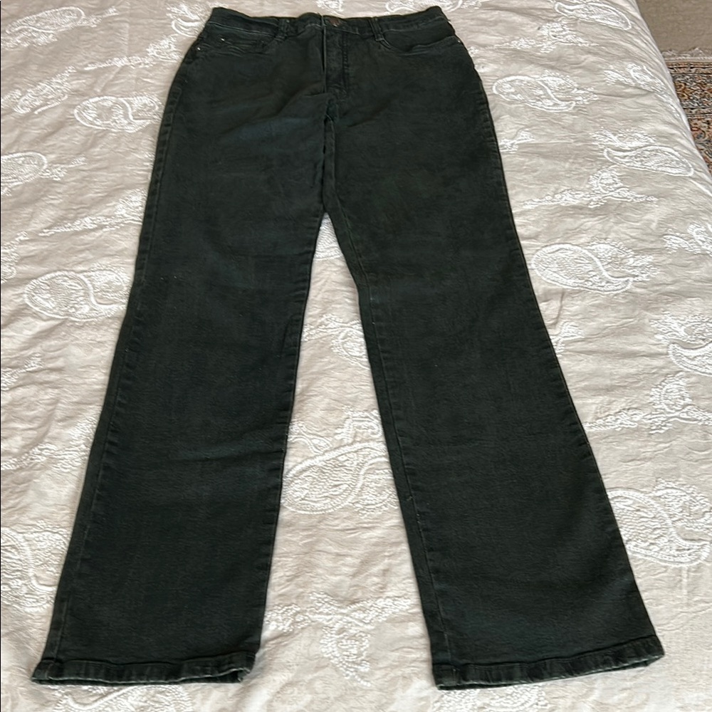 Dark Gray/Black high waisted Straight Leg Jeans